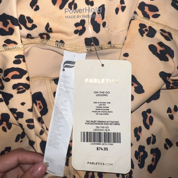 Fabletics print leggings - Picture 2 of 4